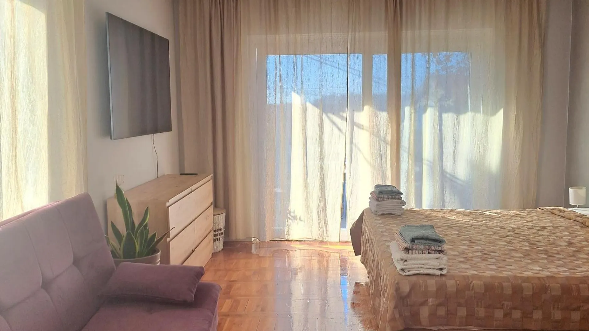 Apartmani Svitlana Sukošan