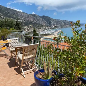 L'ensoleillee Vue Panoramique Mer, 250 M De La Et Du Centre Apartment Menton
